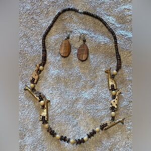 Vintage Wooden lightweight giraffe beaded necklace and earring set